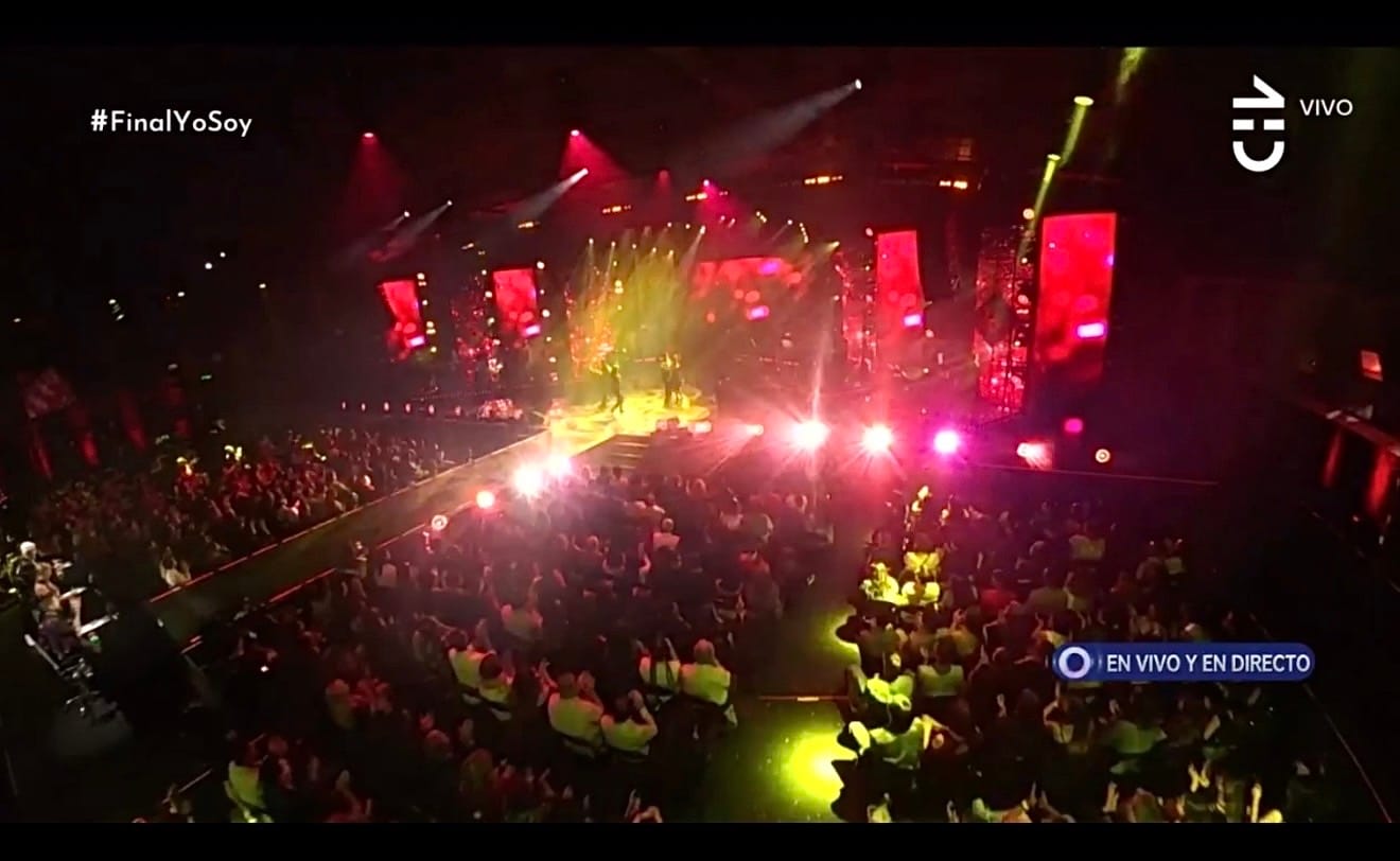 Amparo Sol Ringler en Teatro Teletón - Cantante argentina en vivo